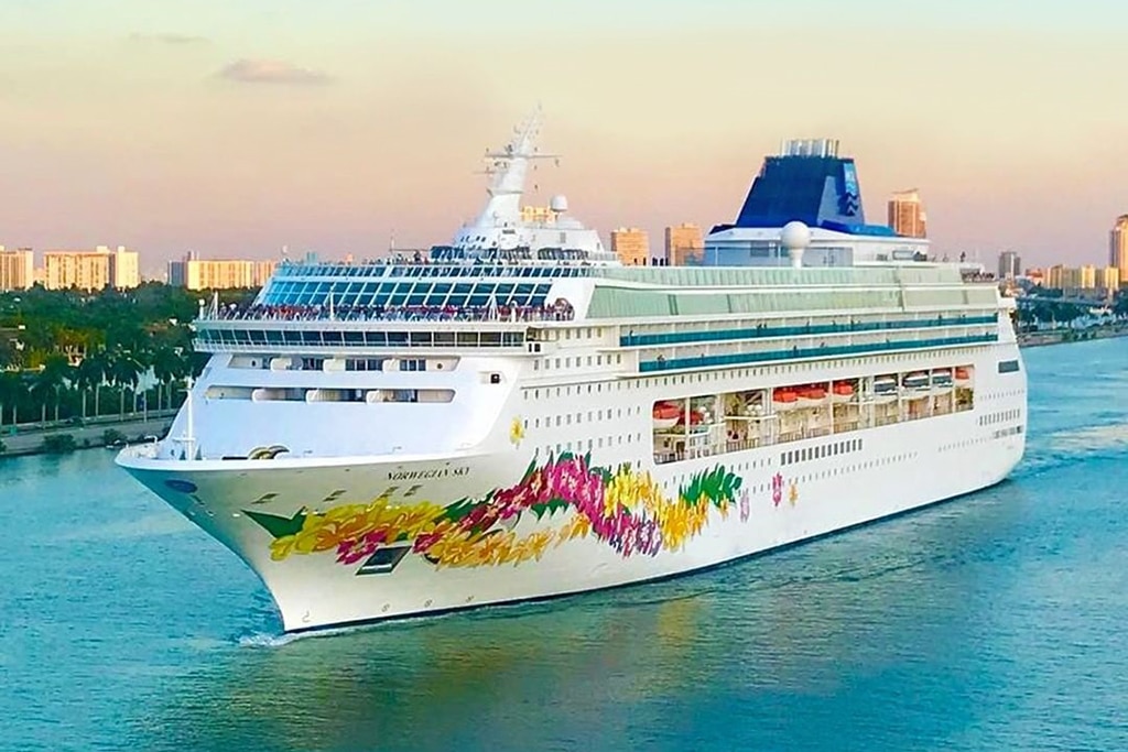 Norwegian Cruise Line Stock Down 20% after the Statement of Possible Bankruptcy Protection Need