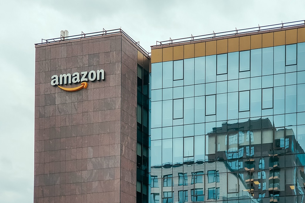 Amazon (AMZN) Stock Price Up 2% as Its Brand Value Crosses $400 Billion