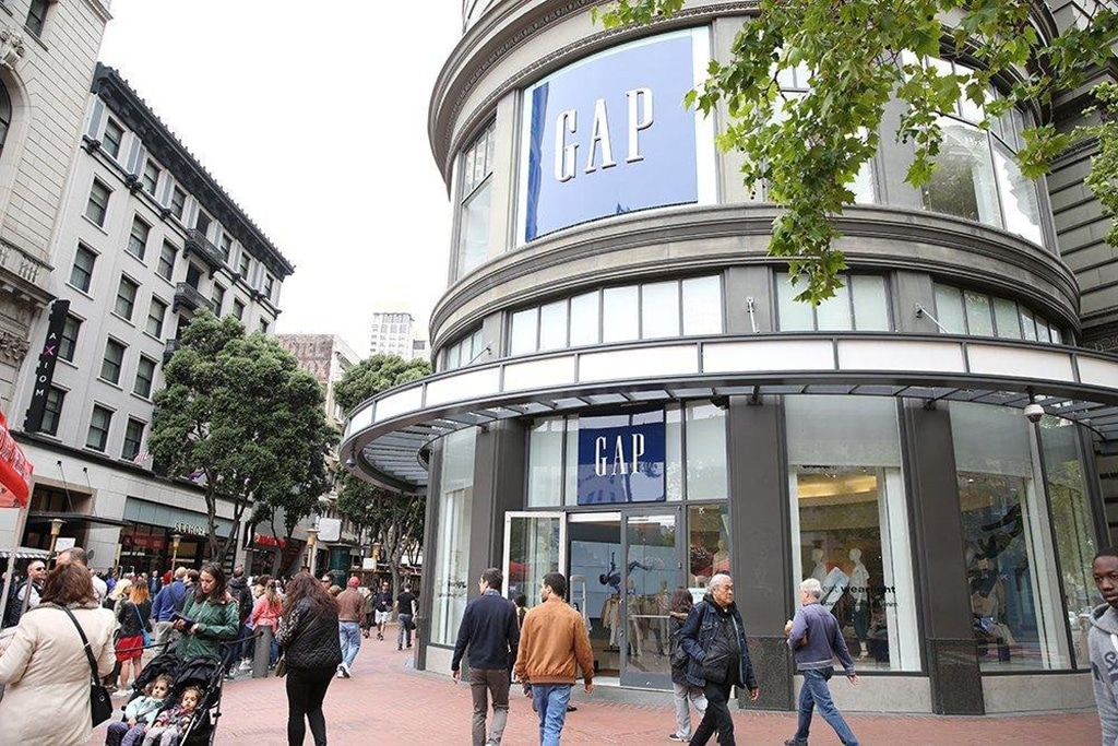 GAP (GPS) Stock Gains Over 4% Today after JPMorgan Upgraded It