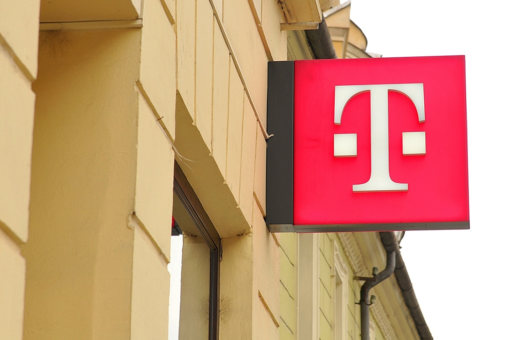 Deutsche Telekom’s T-Systems Joins Chainlink as Node Operator