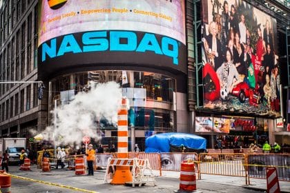 Nasdaq Hits Record High as Result of Pump in Tech Shares