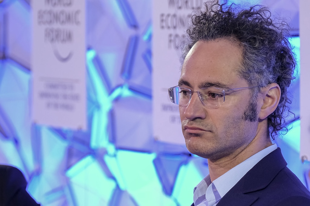 Palantir Confidently Submits Application to Go on IPO