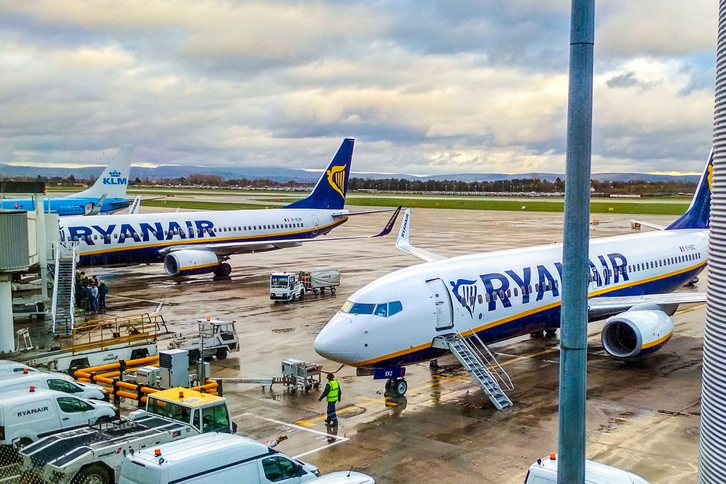 RYA Stock Down 8%, Ryanair Posts Q1 Loss of 185 Million Euros amid Coronavirus Pandemic