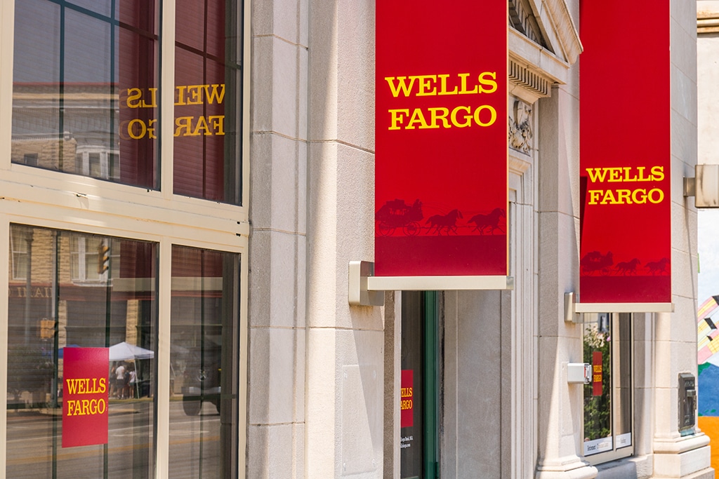 Wells Fargo Requests $1 Million from New Clients for Mortgage Refinancing