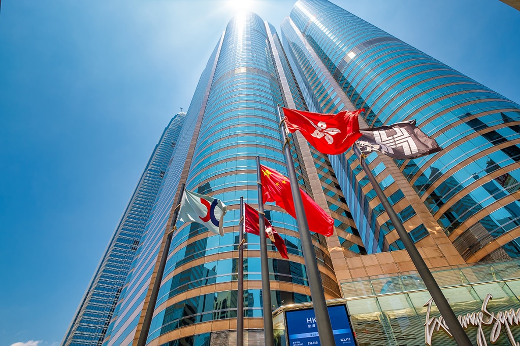 Hong Kong Investor Says China Will Raise Huge Amount of Money through IPO Market