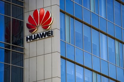 Huawei Plans to Launch Harmony OS on Smartphones in 2021