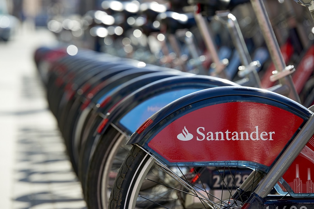 Santander to Divest $400M Fintech Venture Fund