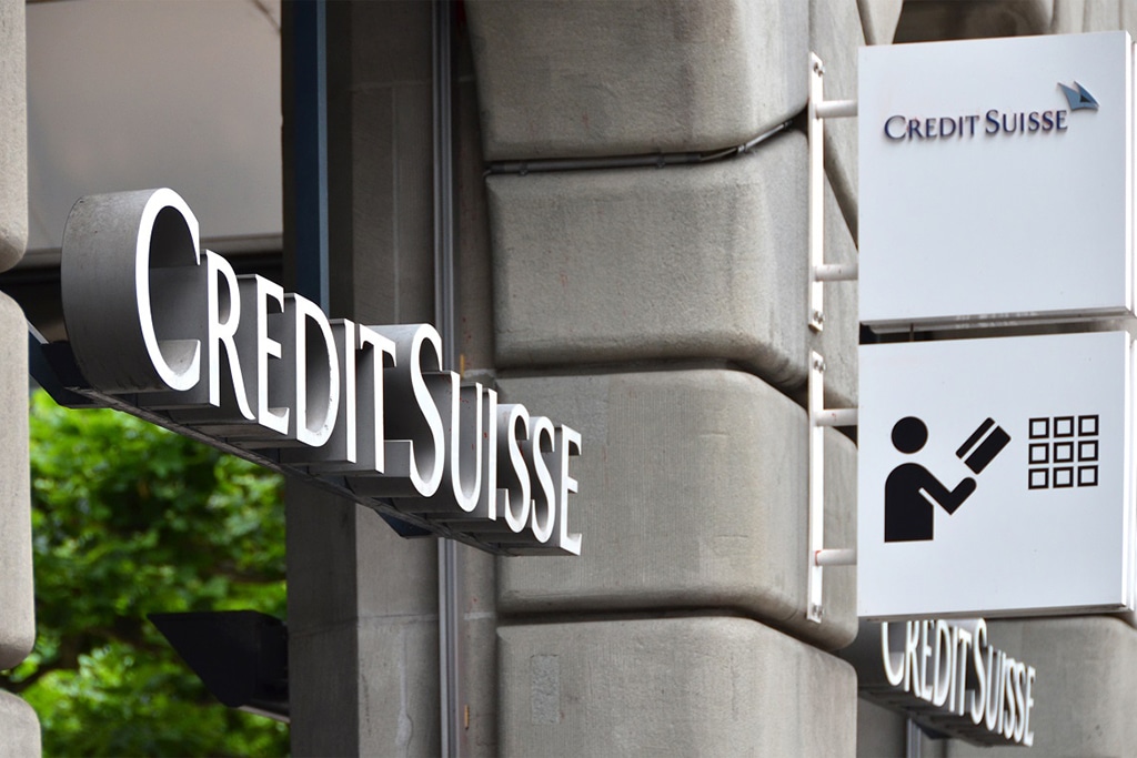 Credit Suisse Announces Third-Quarter Earnings, PTI Down 30%