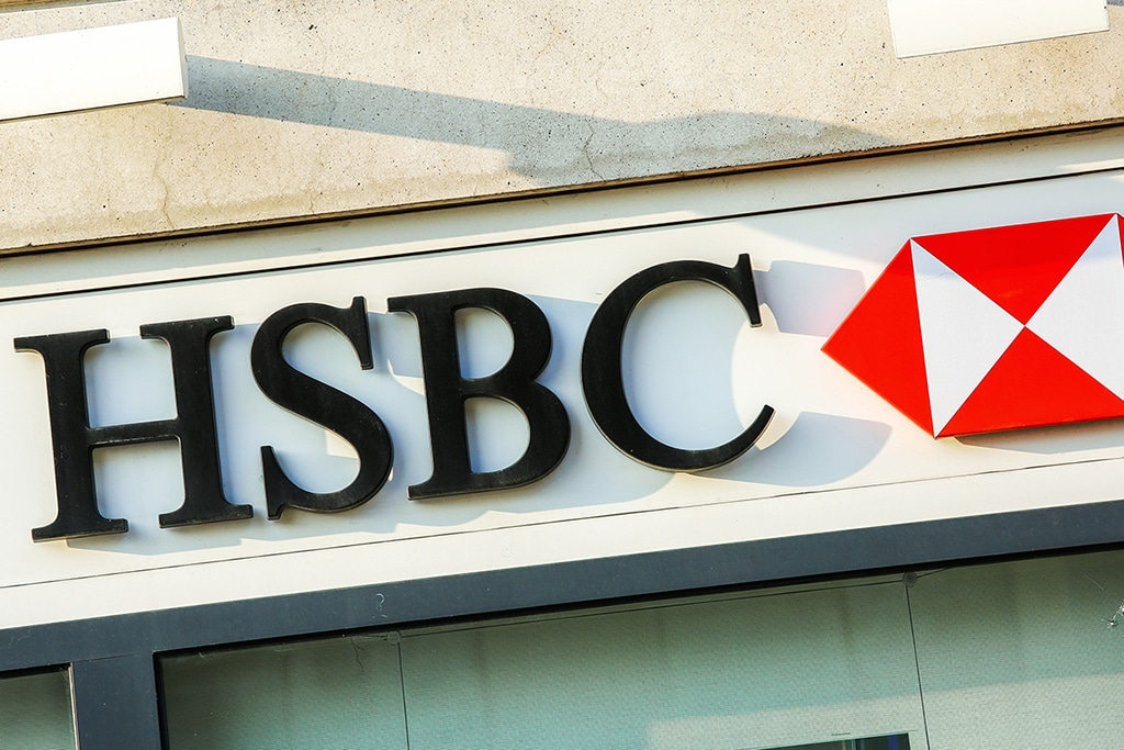 HSBC to Accelerate Restructuring Plan as Its Third-Quarter Profit Tumbles 35%