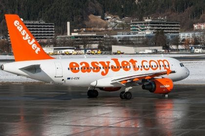 EasyJet Records 50% Revenue Loss, Stock Jumps on Positive Vaccine News