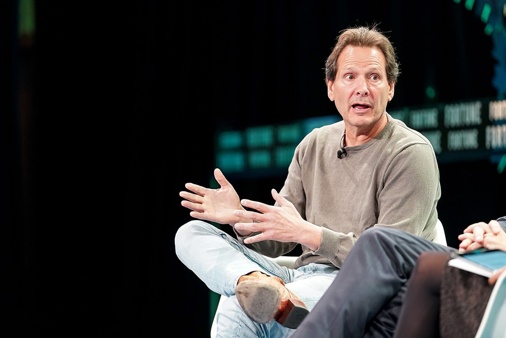 PayPal CEO Dan Schulman Bullish on Crypto Use and Digital Fiat