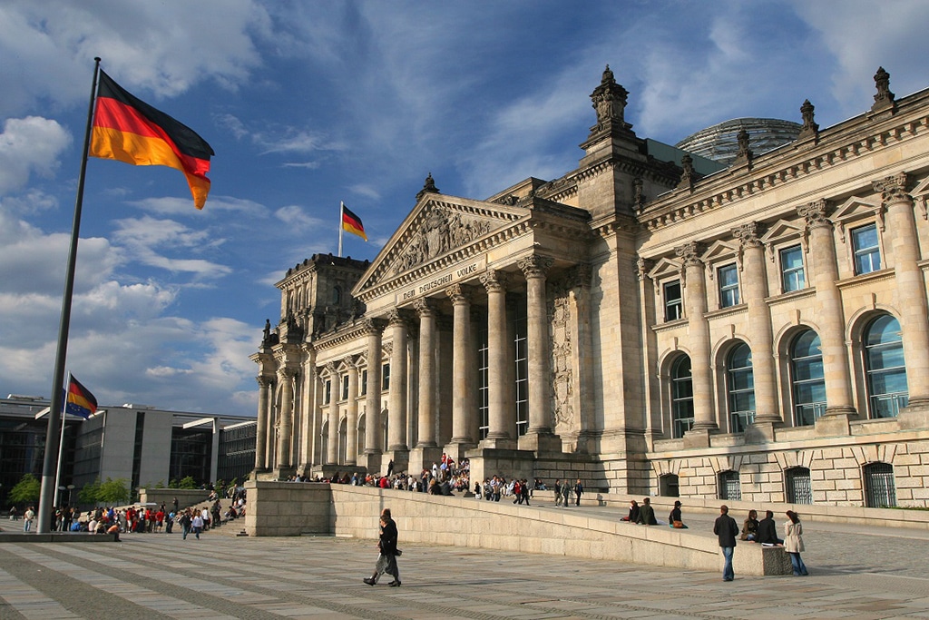 German Crypto Law Allowing Special Funds to Hold Digital Assets Takes Effect Today