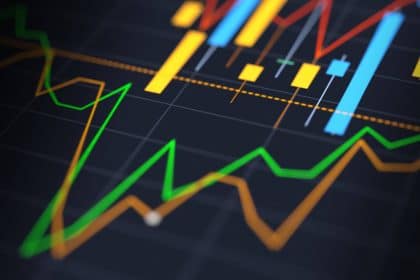 Watch These Two Alts Closely: ETH and XRP Analysis