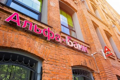 Russian Alfa-Bank Ventures Blockchain to Provide Services to Freelancers