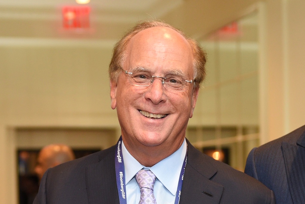 BlackRock CEO Backs Bitcoin to Become Global Asset