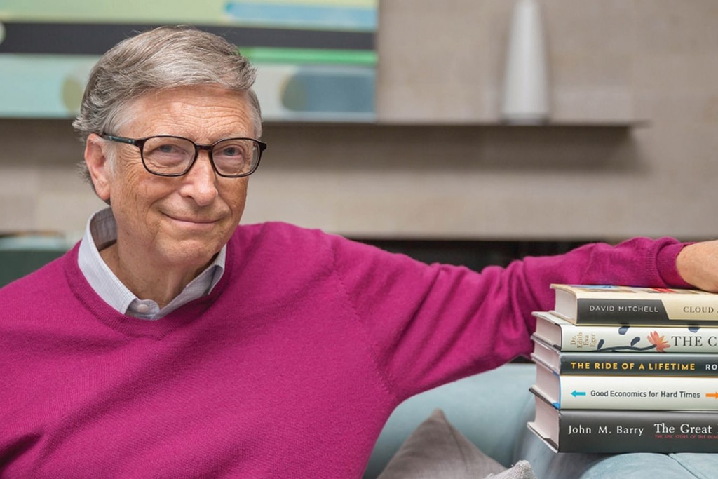 Bill Gates: about Six COVID-19 Vaccines Could Be Available by Spring 2021