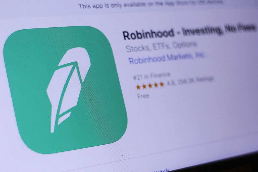 Robinhood Choses Goldman Sachs to Lead 2021 IPO