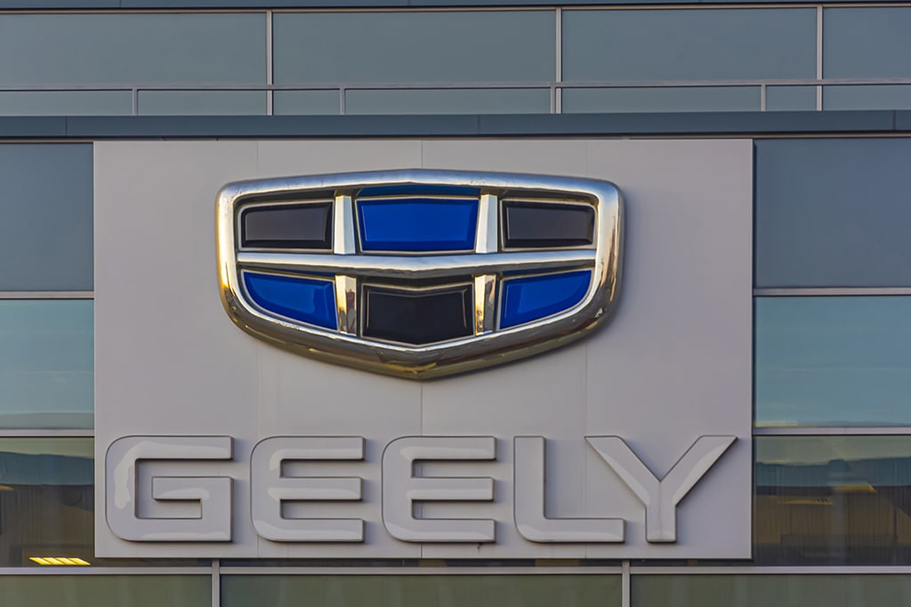 Foxconn Forms Joint Venture with Geely to Build Cars for Other Automakers