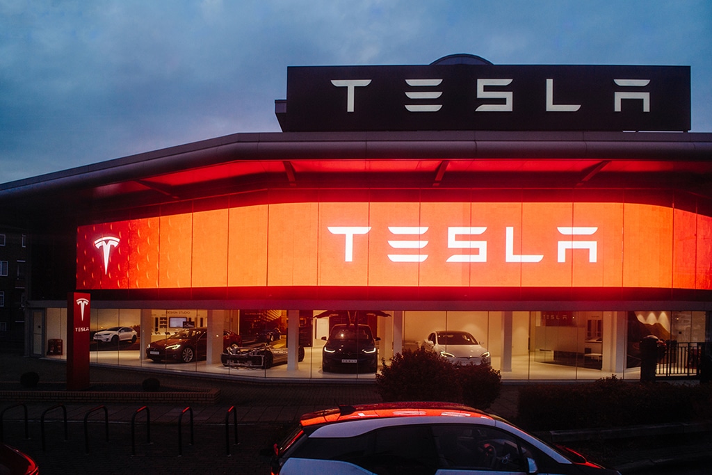 Tesla (TSLA) Stock Gets Bull Case Price Target of $1,250 Despite Low Sales in Europe