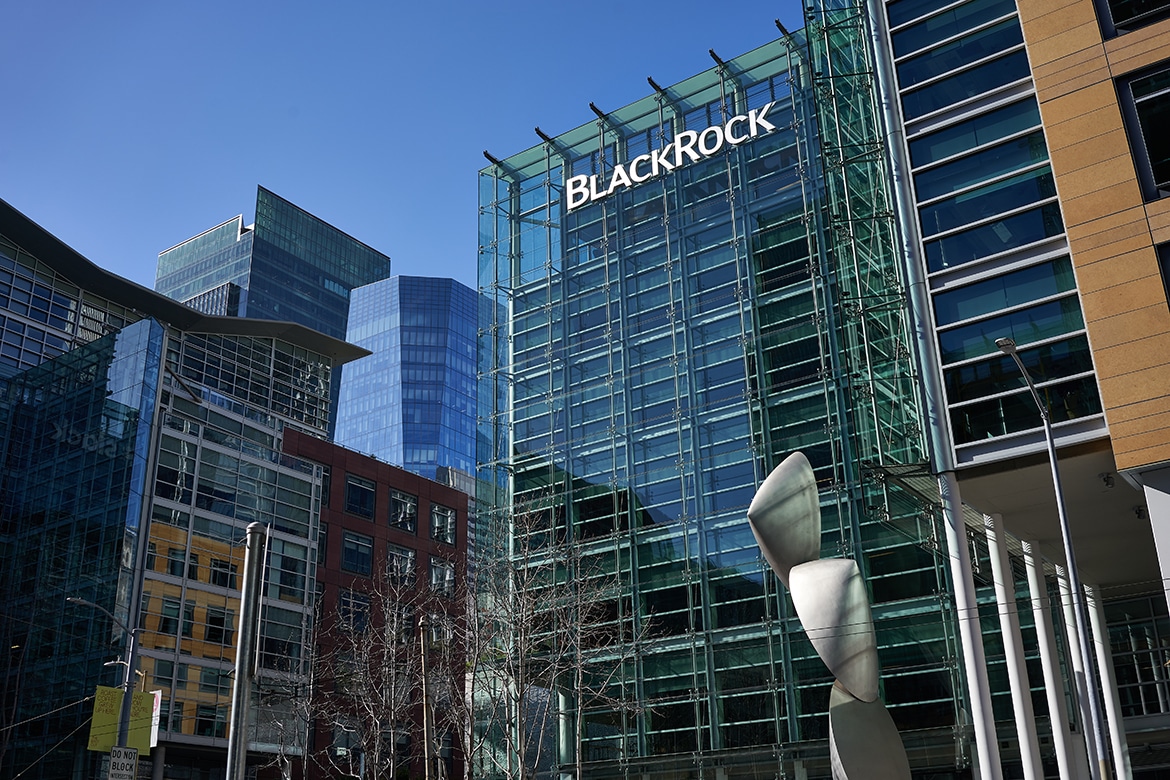 BlackRock Announces BTC Investment, Bitcoin Price Climbing Higher