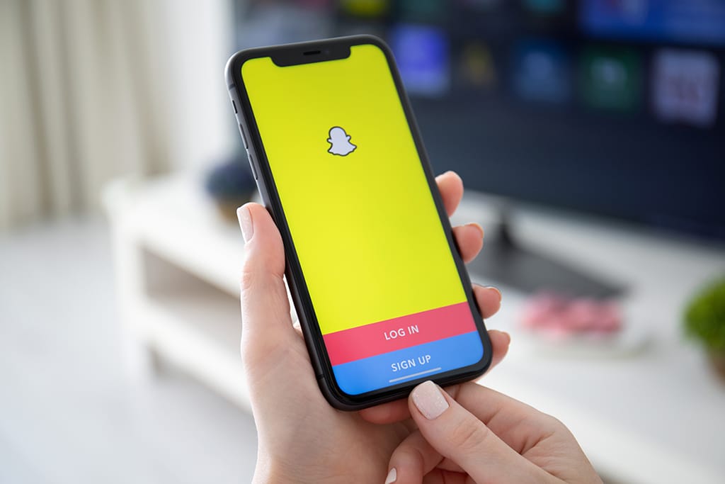 Snap Stock Up 7% on Monday, Credit Suisse Raised Its Price Target from $39 to $59