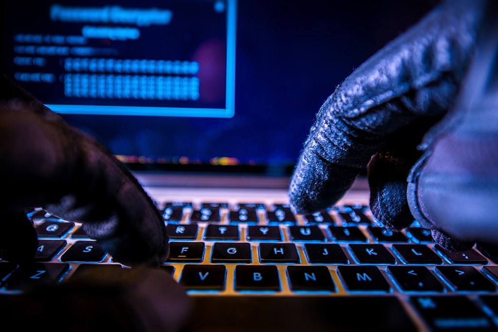 Hackers Steal Over $600 Million in Crypto from Poly Network