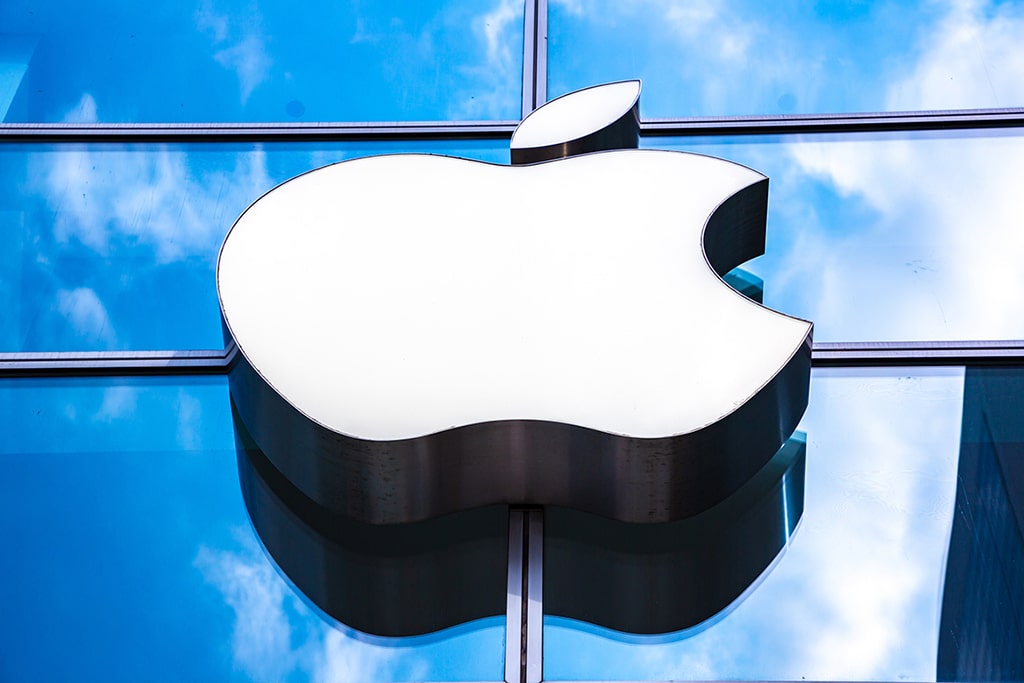 Will Apple Follow Major Tech Corporations in Embracing Bitcoin?