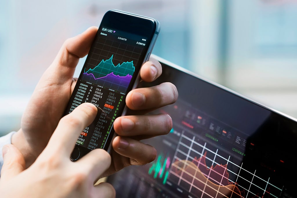DeFi Protocols Can Make Centralized Exchanges More Appealing to Non-Crypto Users