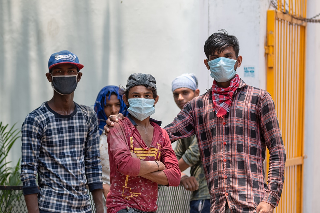Buterin, Srinivasan Donate towards Coronavirus Relief Package in India
