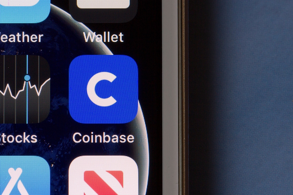 Coinbase App Takes First Position on Apple App Store, Analyst Says COIN Stock Will Continue to Underperform