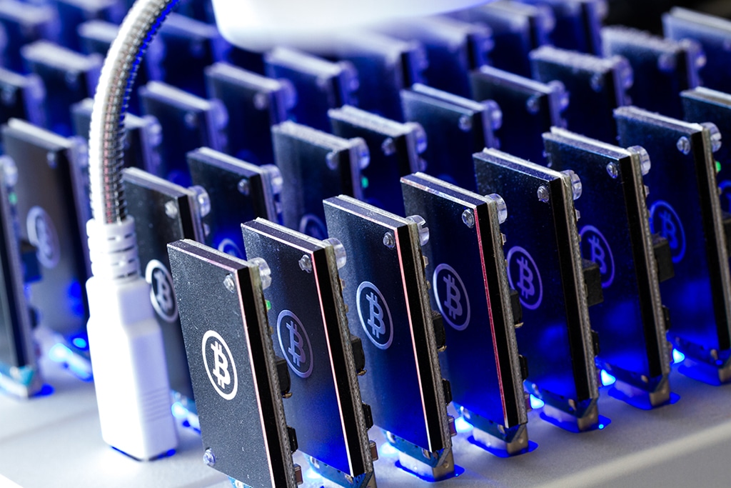 Bitcoin Mining Difficulty Suffers 5% Dip following Closure of Xinjiang’s Mining Operation