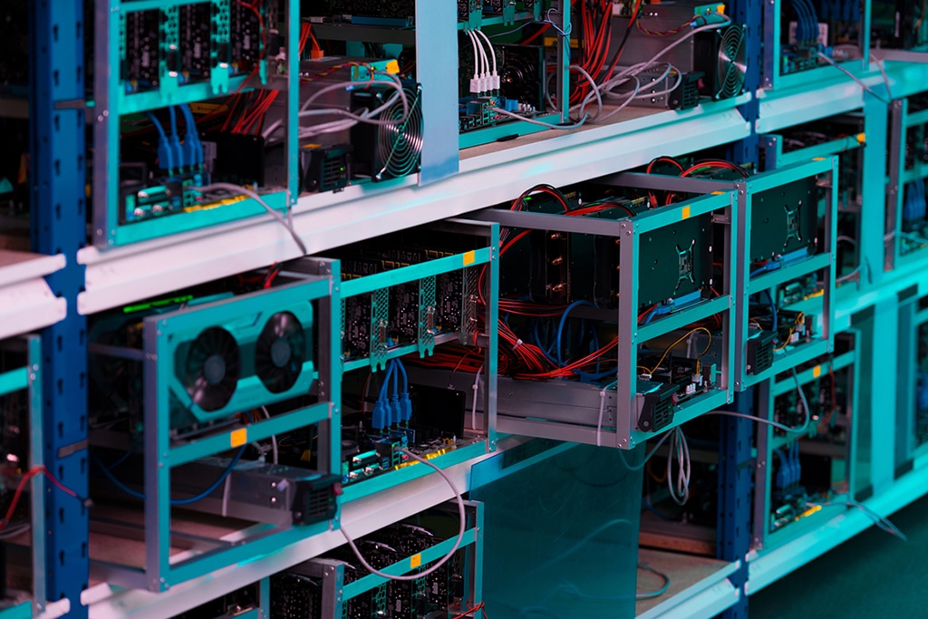China Imposes Complete Restriction on Bitcoin Mining in Xinjiang