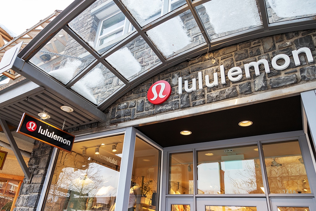 Lululemon Q1 2022 Earnings: Sales Rise by 88% Surpassing Estimates as Customer Traffic Rebounds