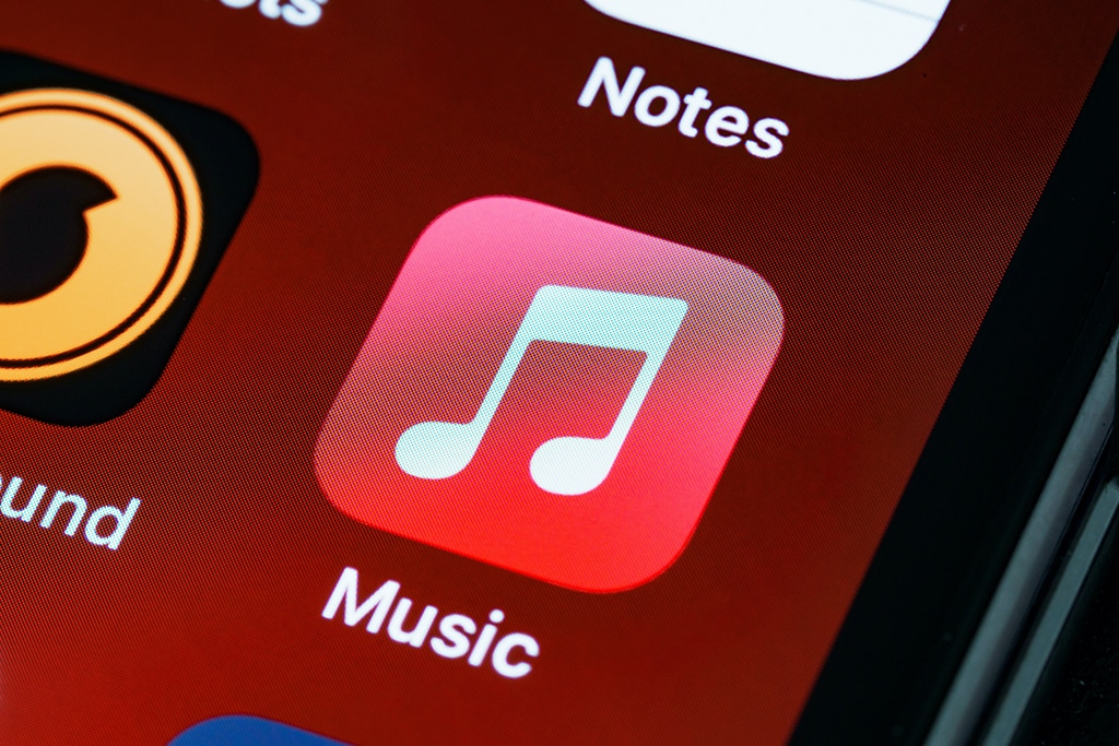 AAPL Stock Up 3% Yesterday, Apple Acquires Classical Music Streaming Service Primephonic