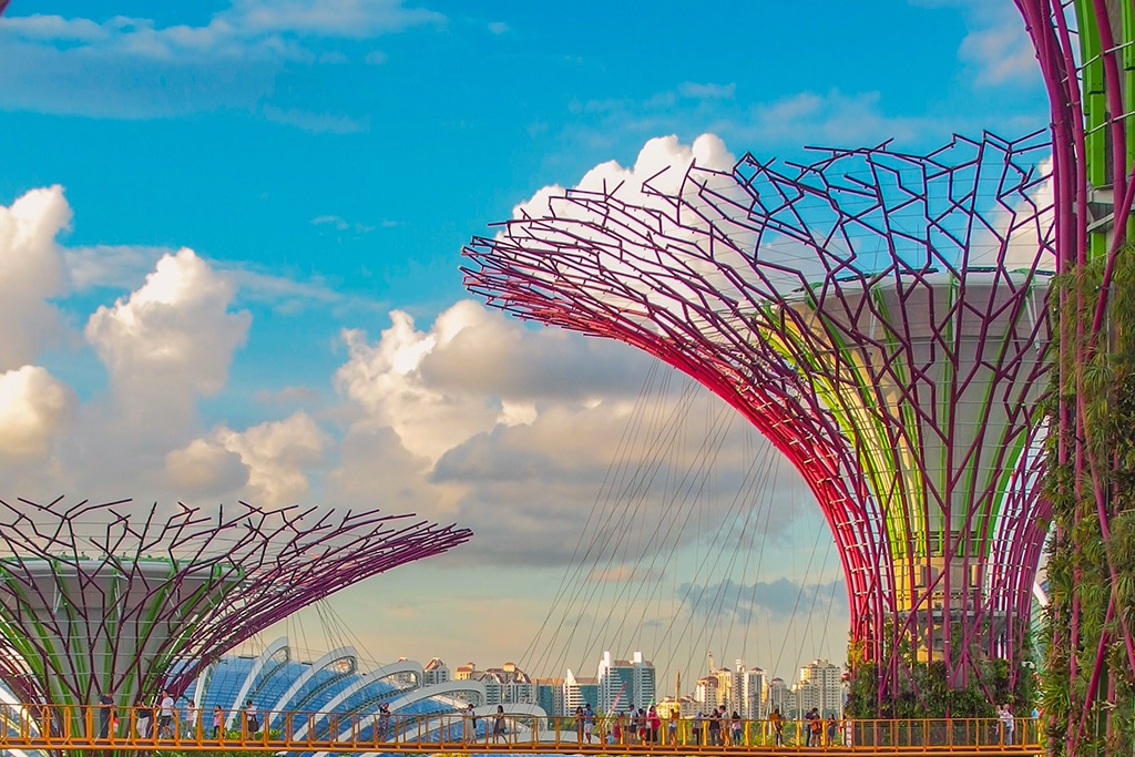 Binance Changes Offerings in Singapore as Regulatory Woes Continue