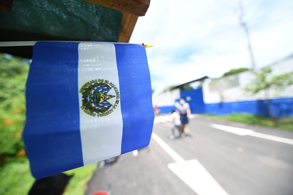 El Salvador Officially Adopts Bitcoin as Legal Tender, BTC at $51K