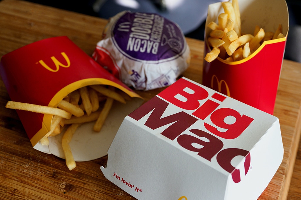McDonald’s Beats Analyst Expectations in Q3 2021 as Same-Store Sales Increase Globally, MCD Stock Up 3%