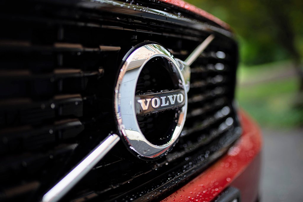 Volvo Cars to Raise $2.9B in IPO as It Looks to Go Public in Stockholm