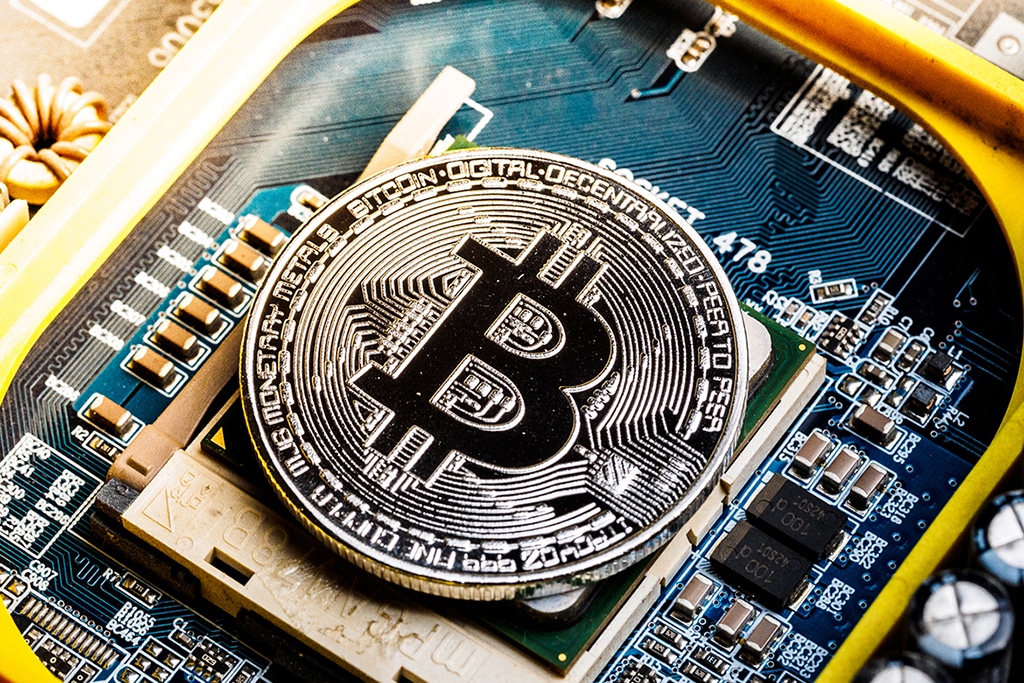 Bitcoin (BTC) Mining Difficulty Increases Again