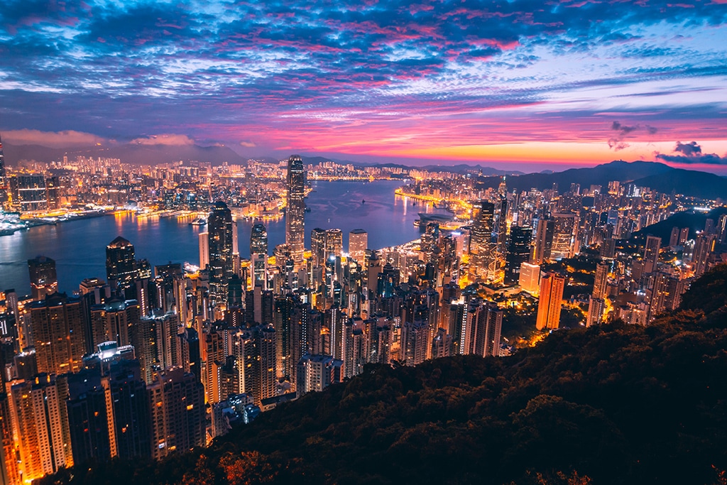 Hong Kong SFC Reviewing 2018 Crypto ETF Rules Following Huge Crypto Adoption