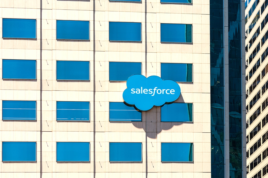 Salesforce Q4 2022 Guidance Falls Short of Analysts’ Expectations