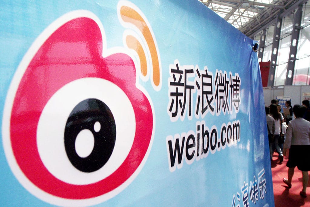 WB Shares Slump 5.59% as Weibo Gets Fined by Chinese Regulator