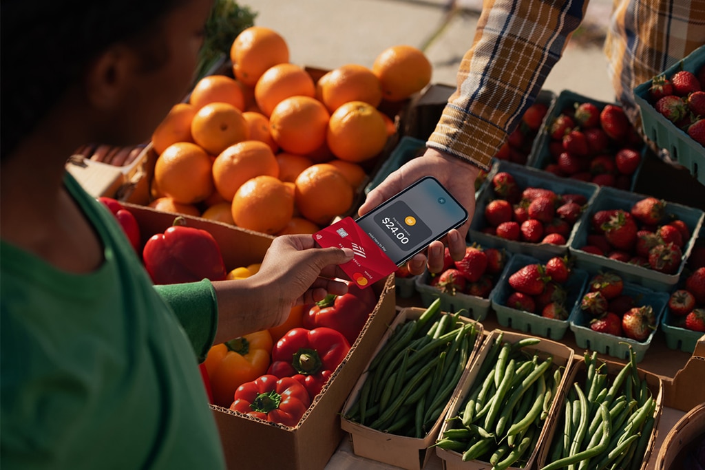 Apple Introduces Tap to Pay Feature for iPhone Users and Merchants