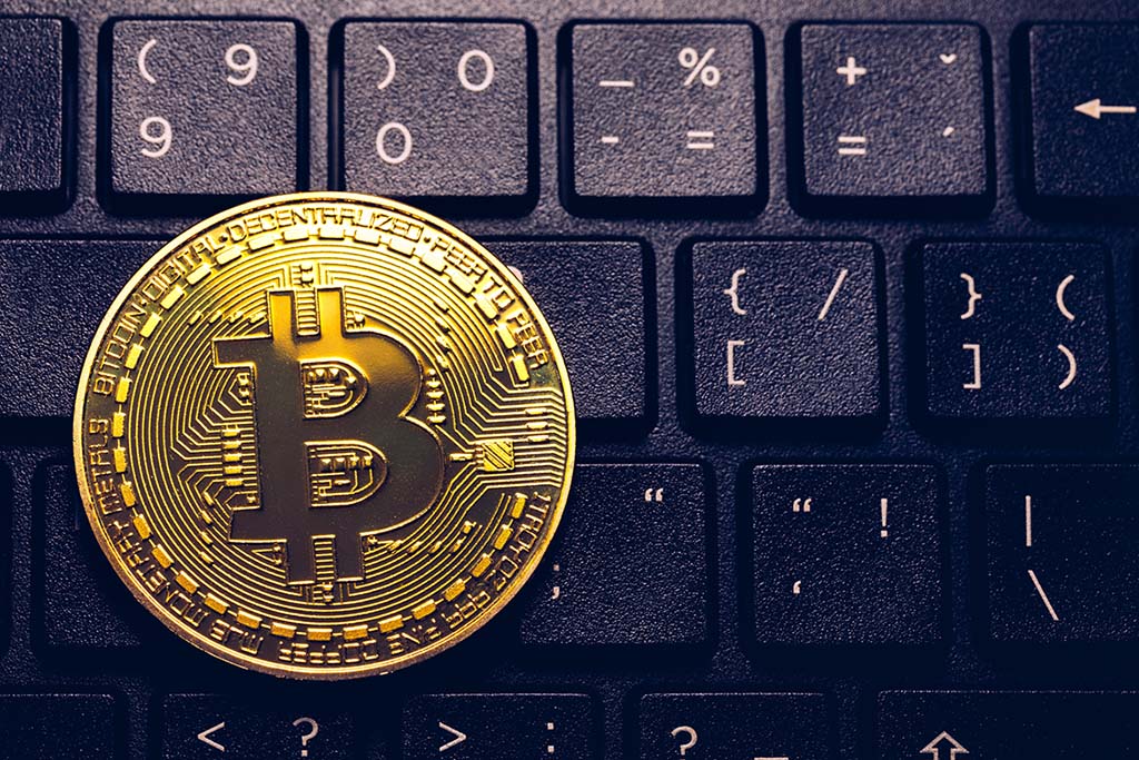 Bitcoin Showcases Massive Volatility as Market Plunges after Sudden Uptick