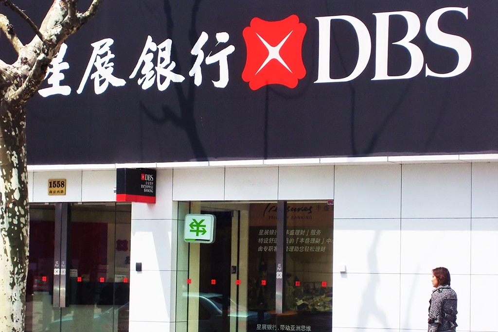 Singaporean Banking Giant DBS Reveals Intentions to Launch Retail Crypto Trading Desk by Year’s End