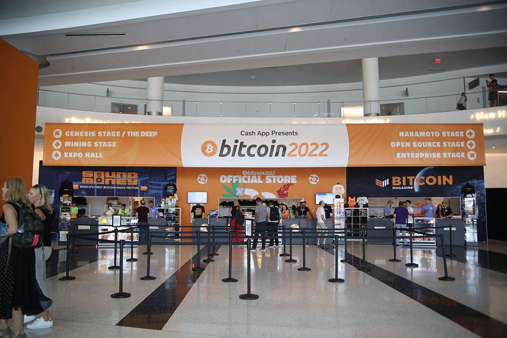 Samson Mow Introduces New State BTC Adoption at Bitcoin Convention Session