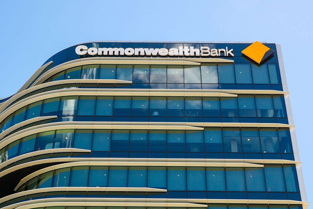 Australian Bank Commonwealth Pauses Crypto Trading Options on App