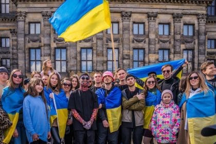 Eurovision Winner Kalush Orchestra Sells Trophy to WhiteBit Exchange to Fund Ukraine’s Army