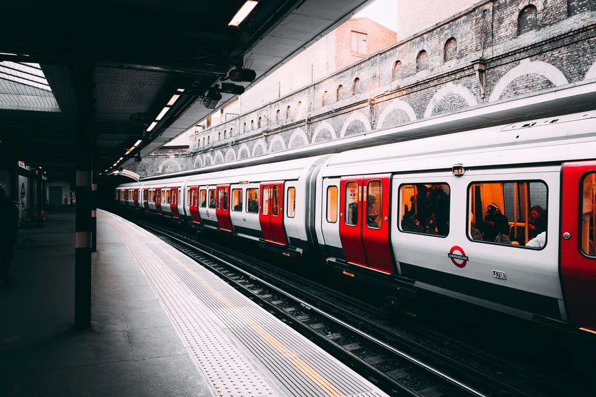 The London Underground Cracks Down on Crypto Advertising, Will This Affect Its Future Success? 