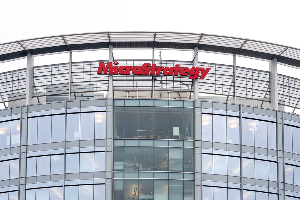 MicroStrategy Sees $170M Impairment Charge on BTC Holdings, Company Reports Q1 2022 Earnings